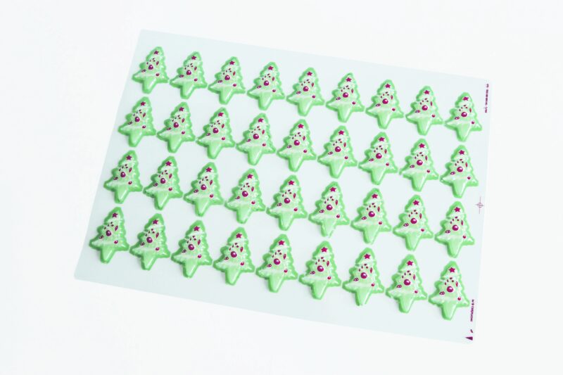 PCB Blisters Kerstbomen met spade of 72 voetafdrukken 5.7x3.9 cm 2 stuks *** s / cd ***