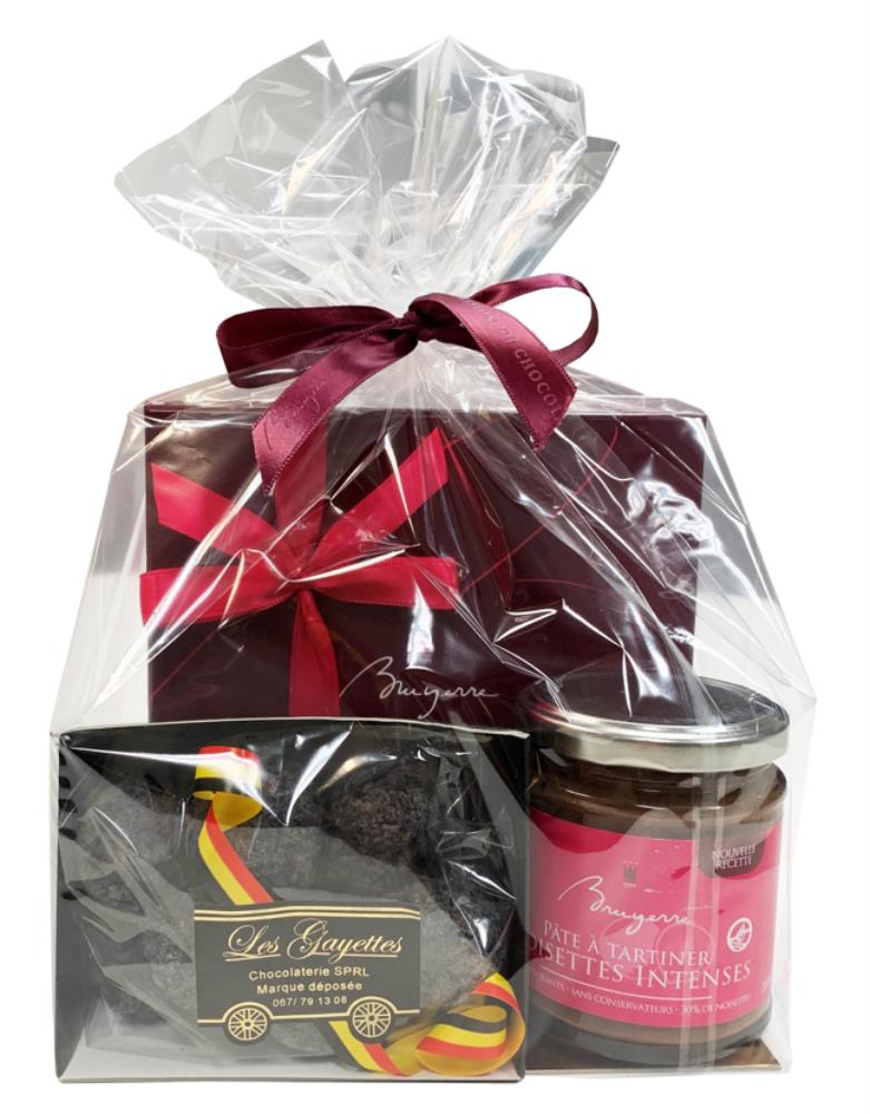 CELLO ZAK MET ZIJDE NR. 3 MET RECHTHOEKIG GOUDKARTON 240X100 HT 550MM 50 STUKS