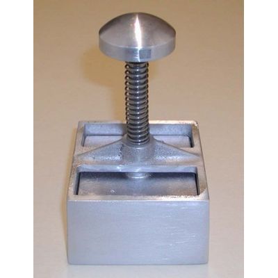 NIEUWE VIERKANTE BIEFSTUK