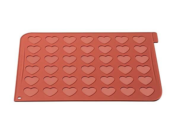 SILIKOMART HEART-SHAPED MACARON MAT 30X40CM MAC 03