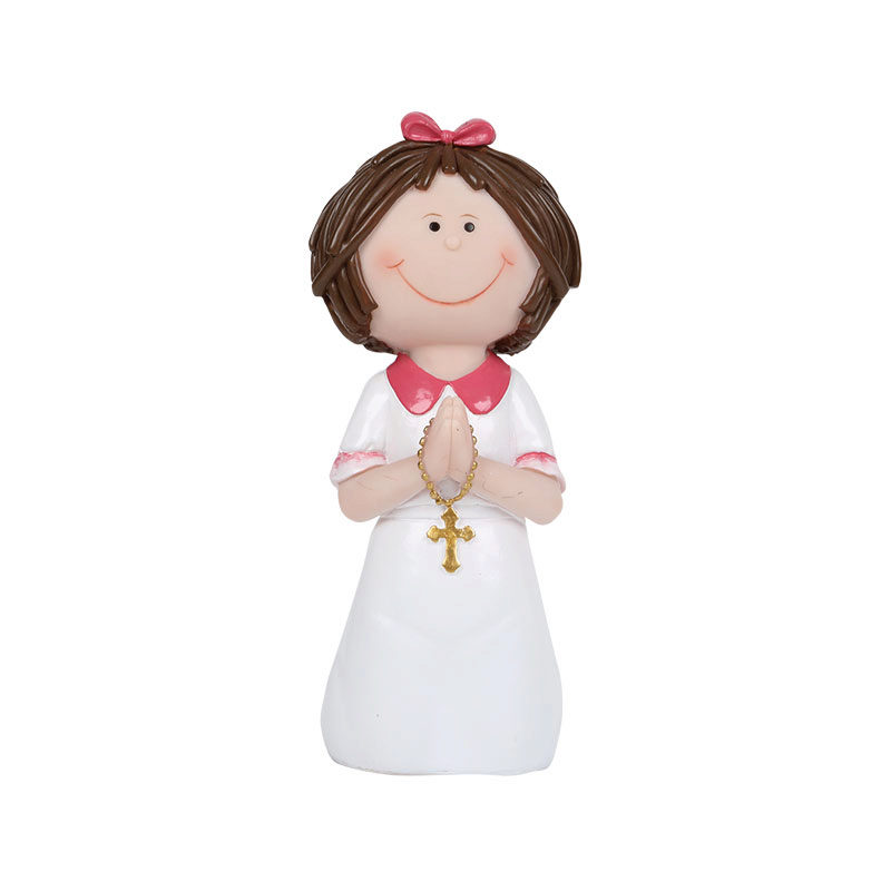1032059 COMMUNION GIRL ON KNEE ***S/CDE***