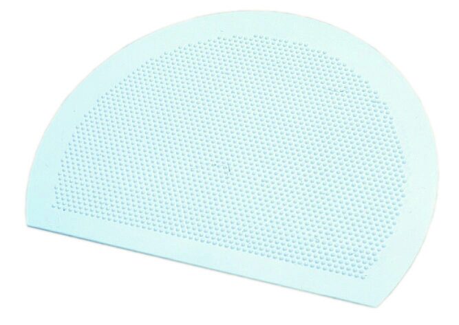 CORNE PLAST. P/BASSINE 19.5X15 A/PIQUOTS - 02717