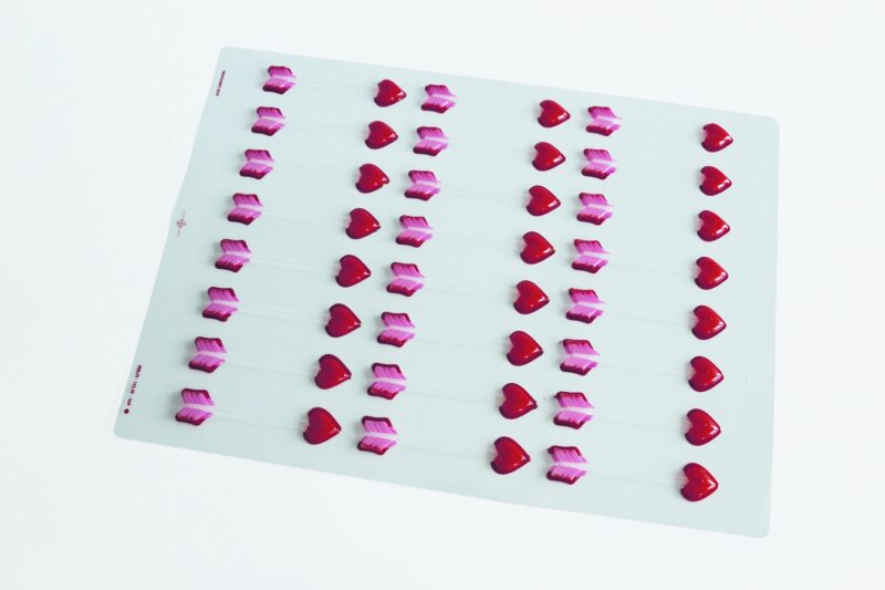 060454 PCB BLISTERS FLÈCHES CUPIDON SOIT 48 EMPREINTES 10,4X2 CM 2PCES ***s/cd***