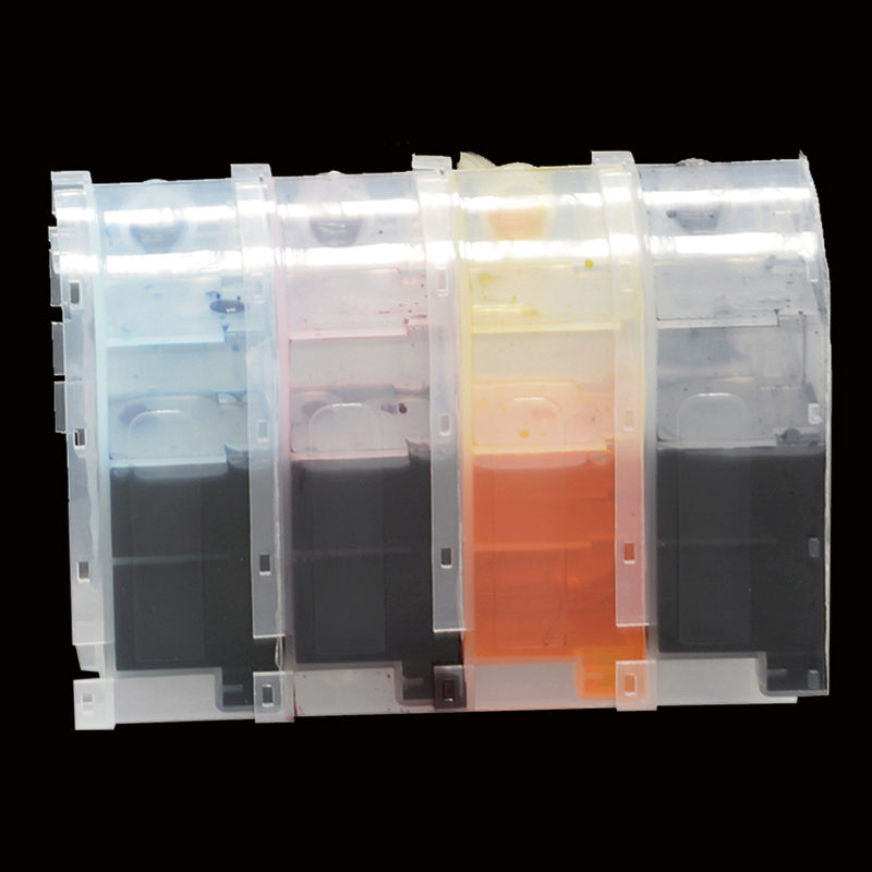30581 MAXI RESERVOIR ZWART  = STUK