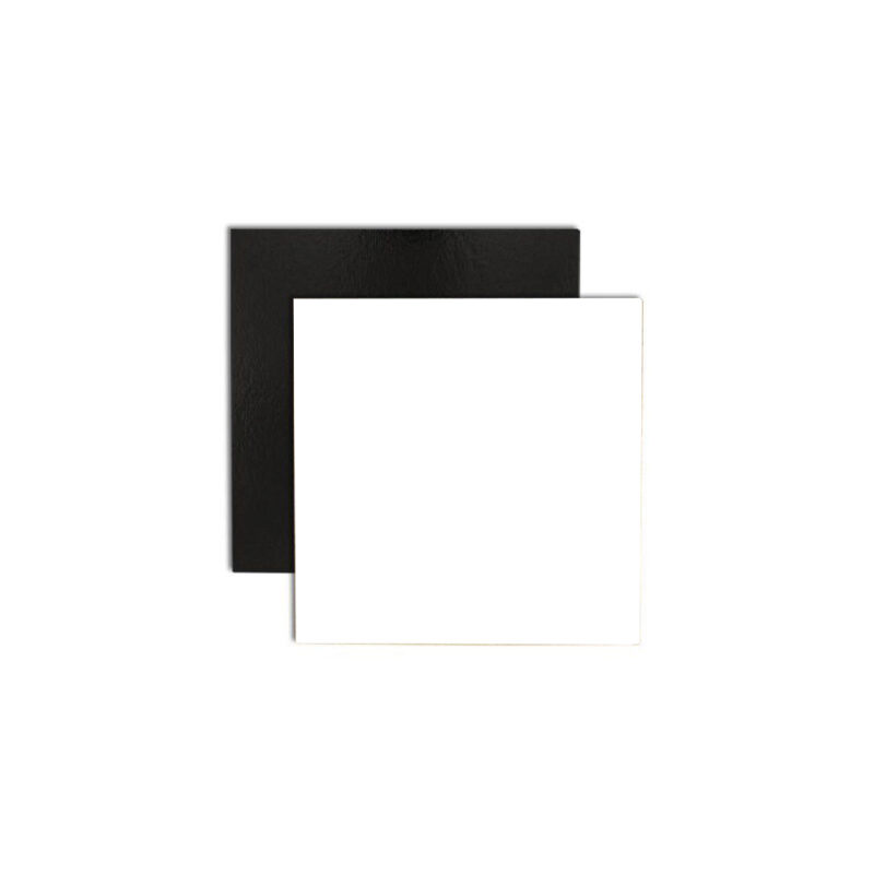 CARTON NOIR/BLANC PET CARRE DE 26X26 CM 50 PCES FOST PLUS INCLIUS