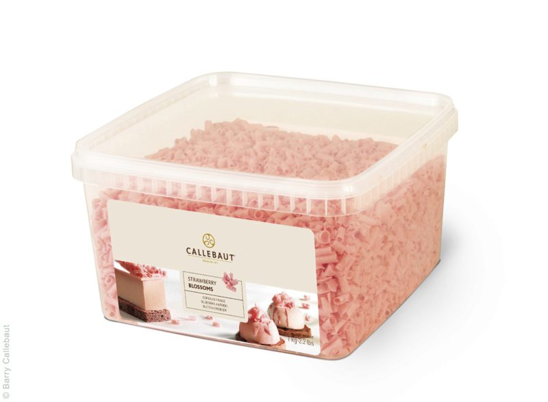 CALLEBAUT CHF-BS-9STR-E0-07B BLOSSOMS COPEAUX FRAISE 1 KG
