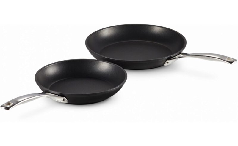 LE CREUSET LES FORGEES SET OF 2 PANS 24+28CM