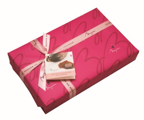 [11040072] BRUYERRE BOITE TYPE 200GR GARNI EVENEMENT  EMBALLAGE FUCHSIA 12X200GR