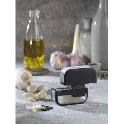 [57661674] MICROPLANE GARLIC CUTTER