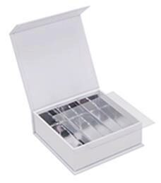 [60700620] 3-RIJIGE PRALINEDOOS "LUXBOX WIT" 95X95XHT30MM DOOS VAN 96 STUKS